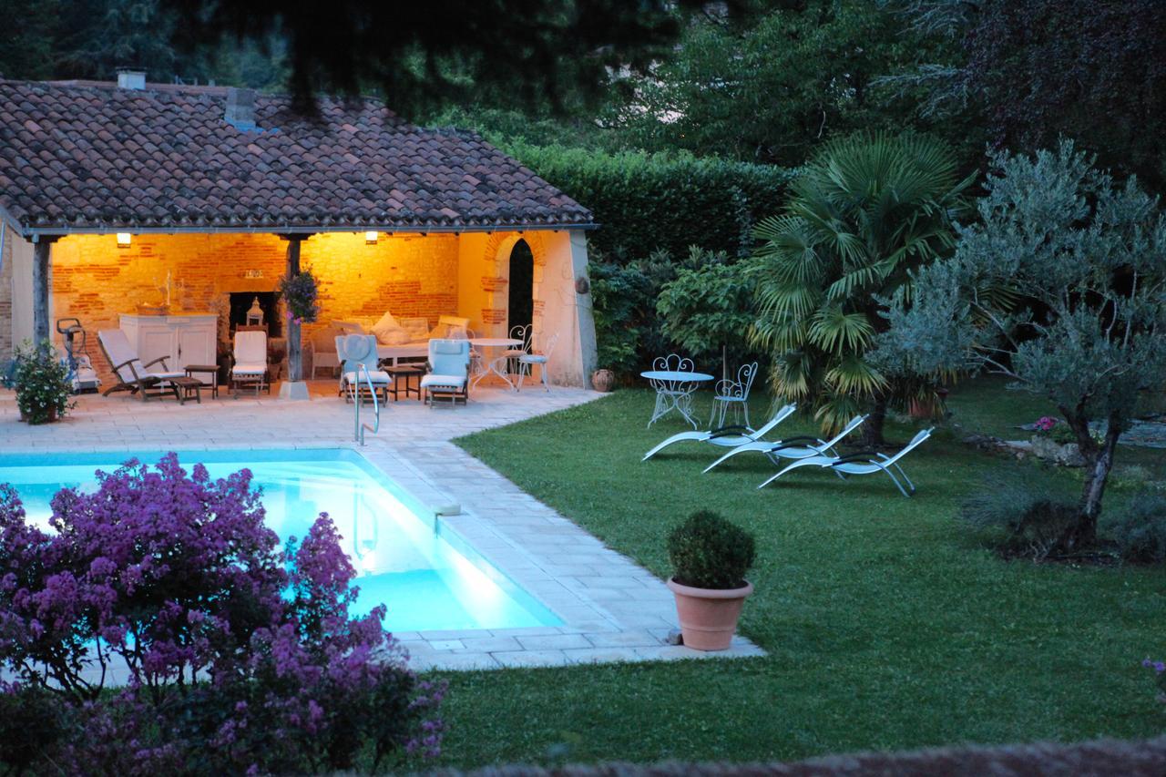 Le Relais Des Anges Acomodação com café da manhã Mercuès Exterior foto