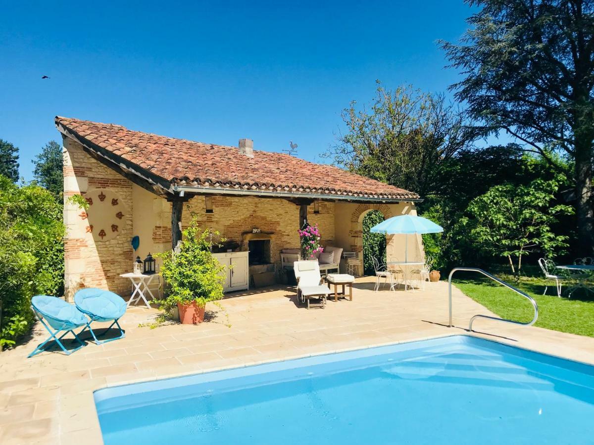 Le Relais Des Anges Acomodação com café da manhã Mercuès Exterior foto
